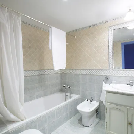 Kaia Hotel Zierbena